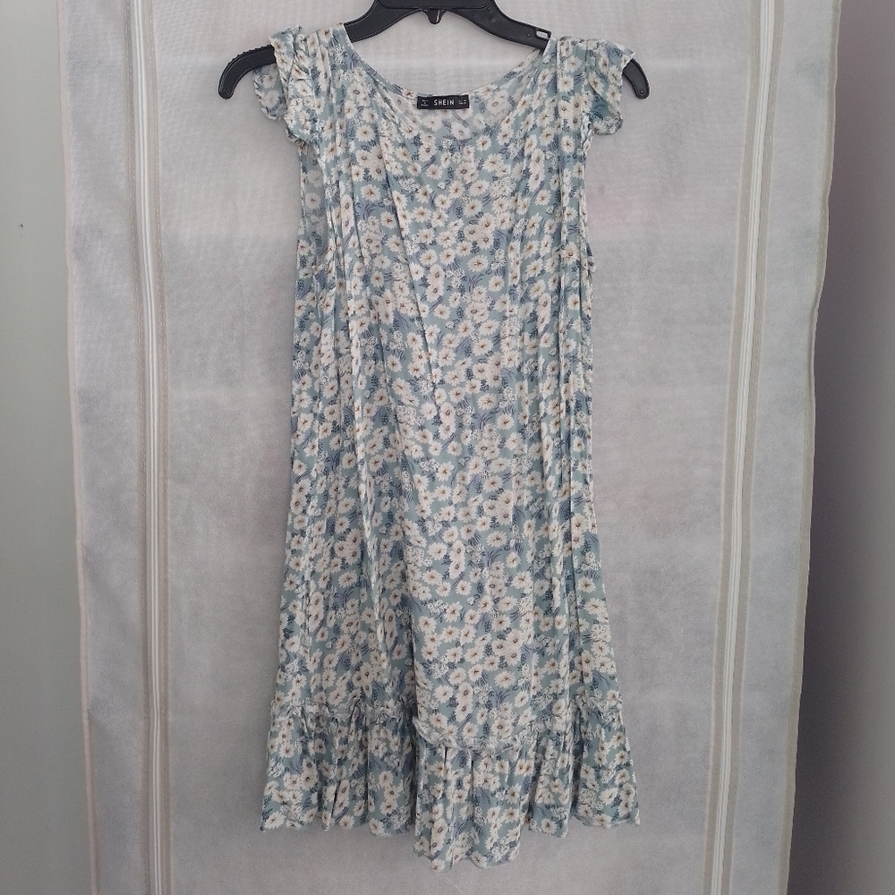 NWOT SHEIN Summer Floral Dress 👗 Shein Size M